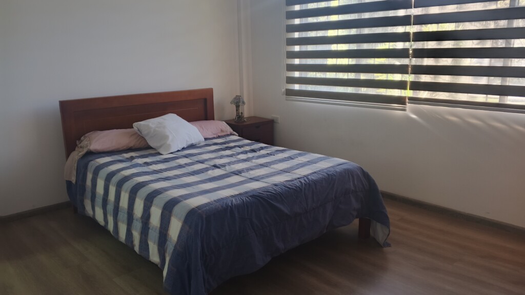 SE RENTA DEPARTAMENTO CON VISTA AL RIO EN CUENCA