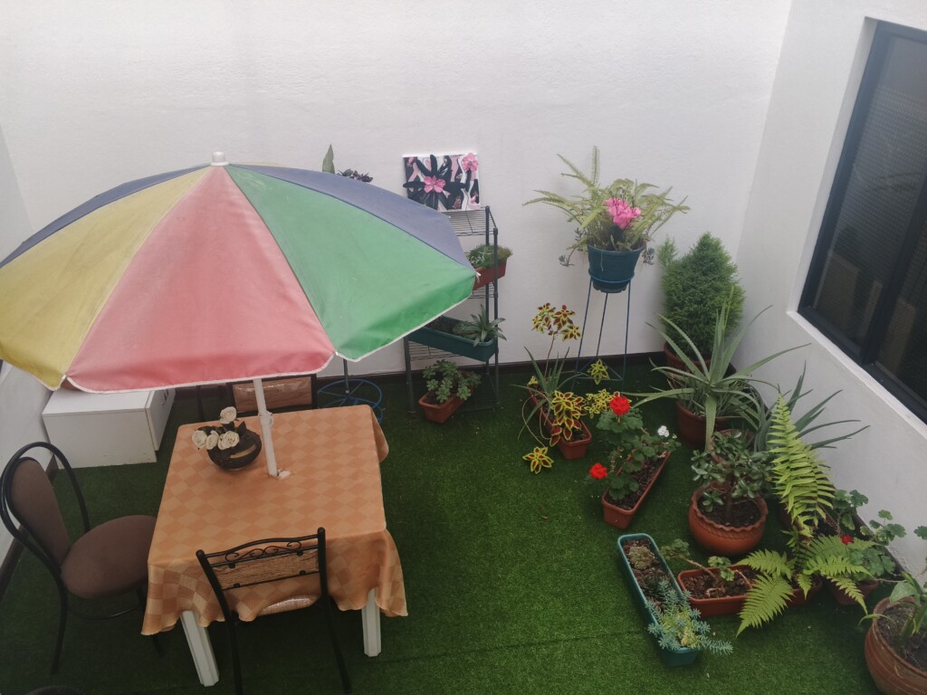 SE RENTA DEPARTAMENTO CON VISTA AL RIO EN CUENCA