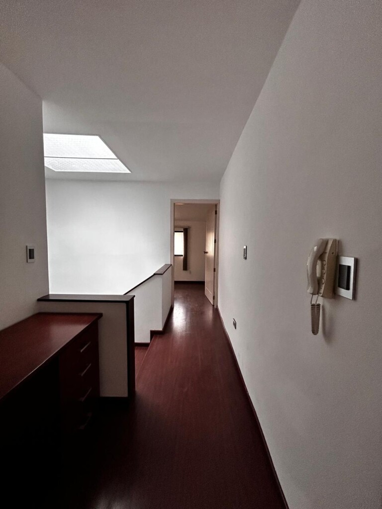 CASA USADA EN VENTA EN CONDOMINIO EN CUENCA CASA USADA EN VENTA EN CONDOMINIO EN CUENCA