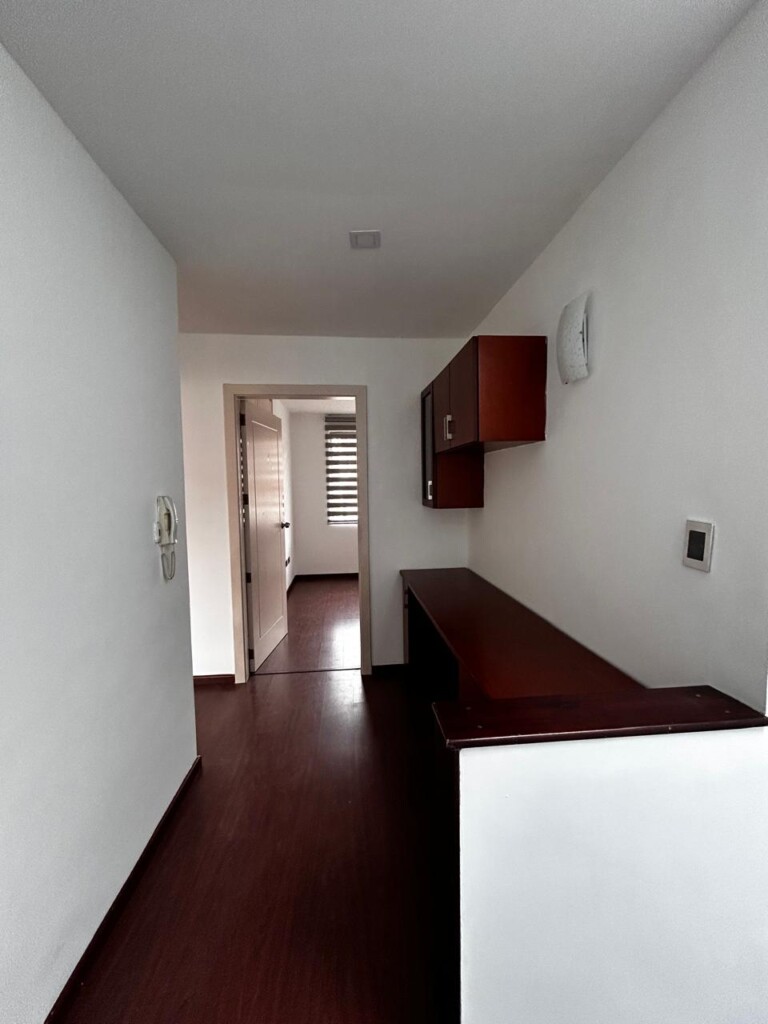 CASA USADA EN VENTA EN CONDOMINIO EN CUENCA CASA USADA EN VENTA EN CONDOMINIO EN CUENCA