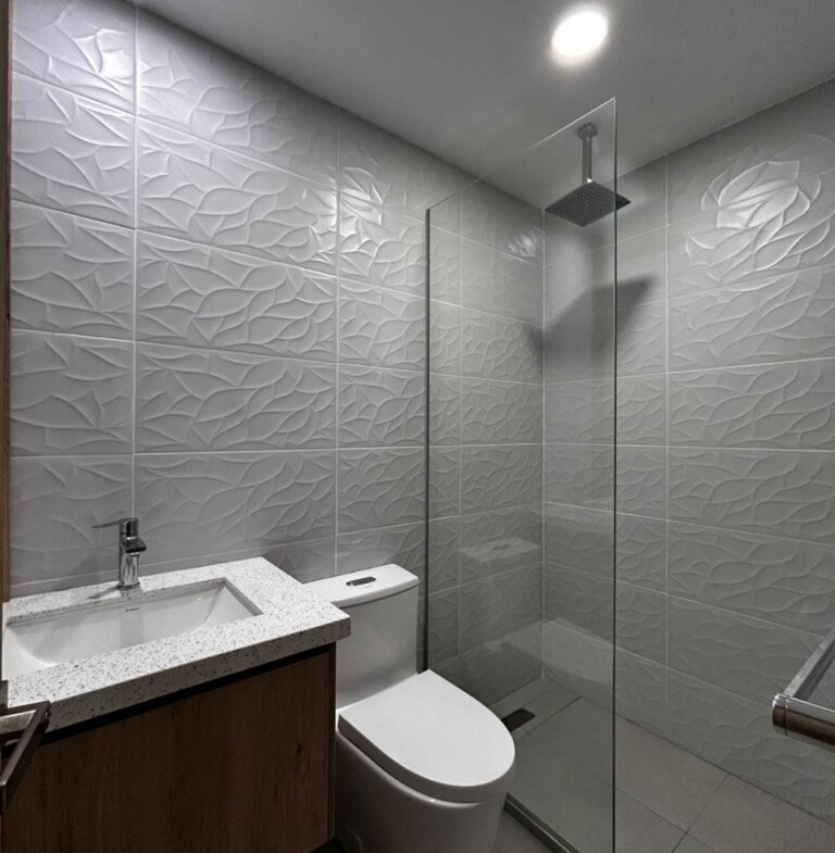 DEPARTAMENTO DE VENTA EN CUENCA SECTOR REMIGIO CRESPO