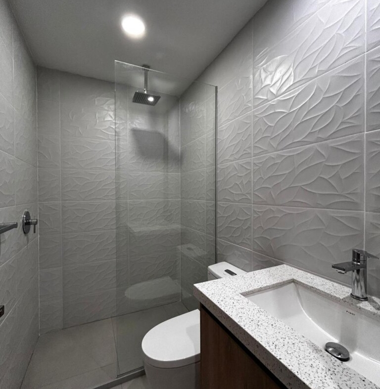 DEPARTAMENTO DE VENTA EN CUENCA SECTOR REMIGIO CRESPO
