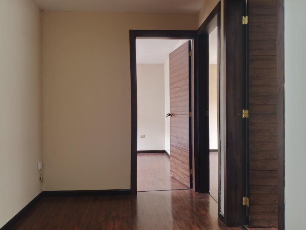CASA USADA EN RICAURTE