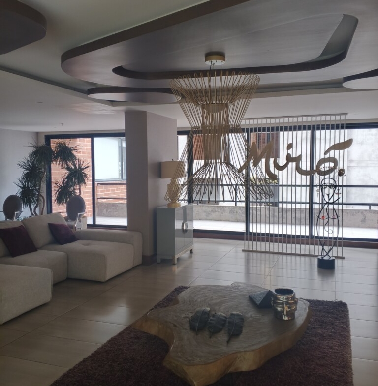 ELEGANTE SUITE EN CUENCA